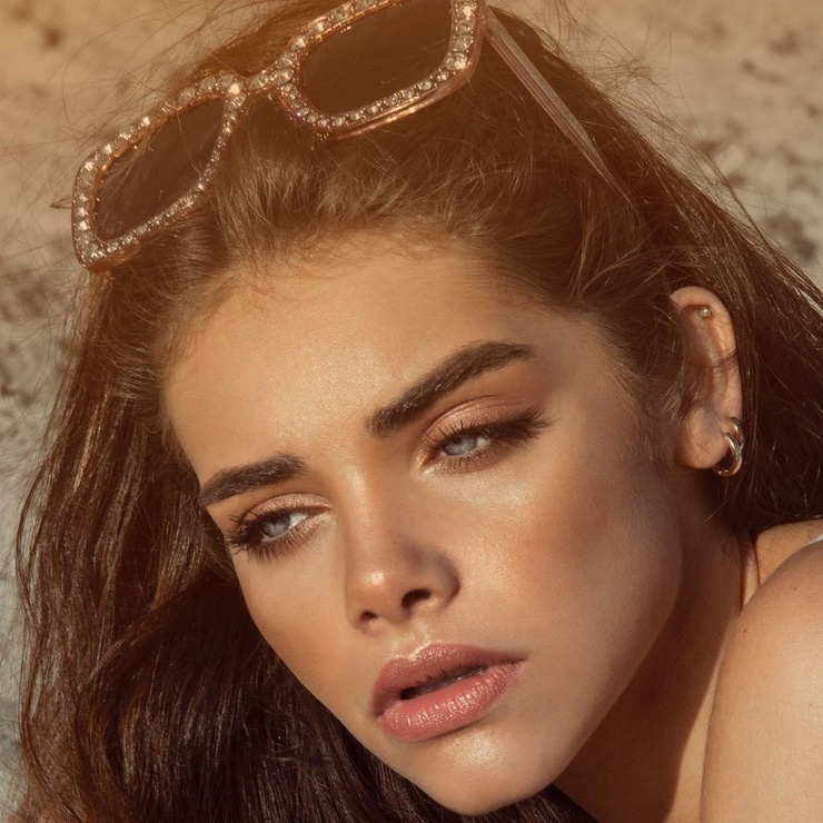Brooke Castillo