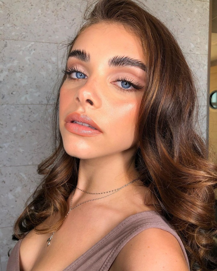 Brooke Castillo