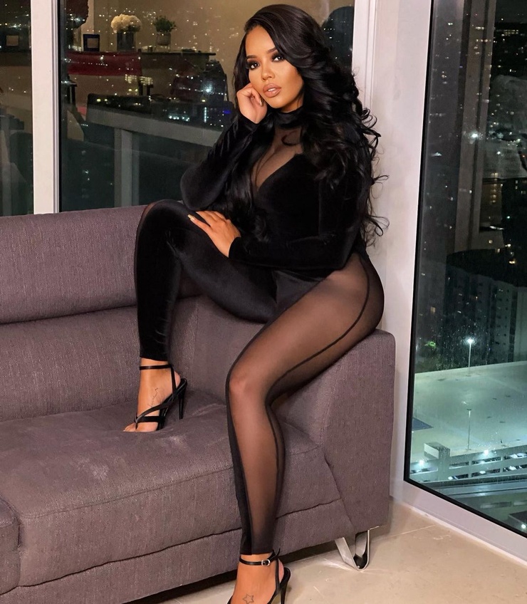 Angela Simmons