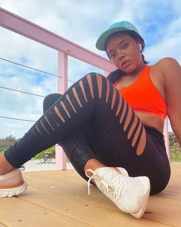 Angela Simmons