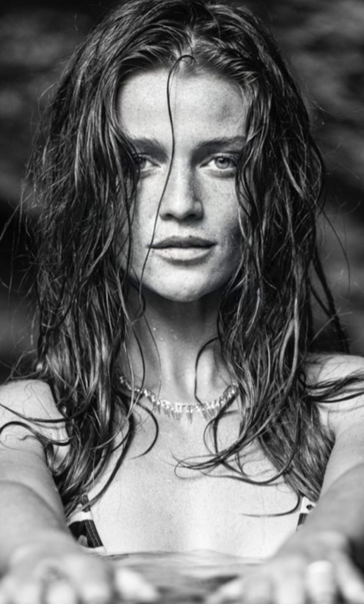 Cintia Dicker Cintia Dicker