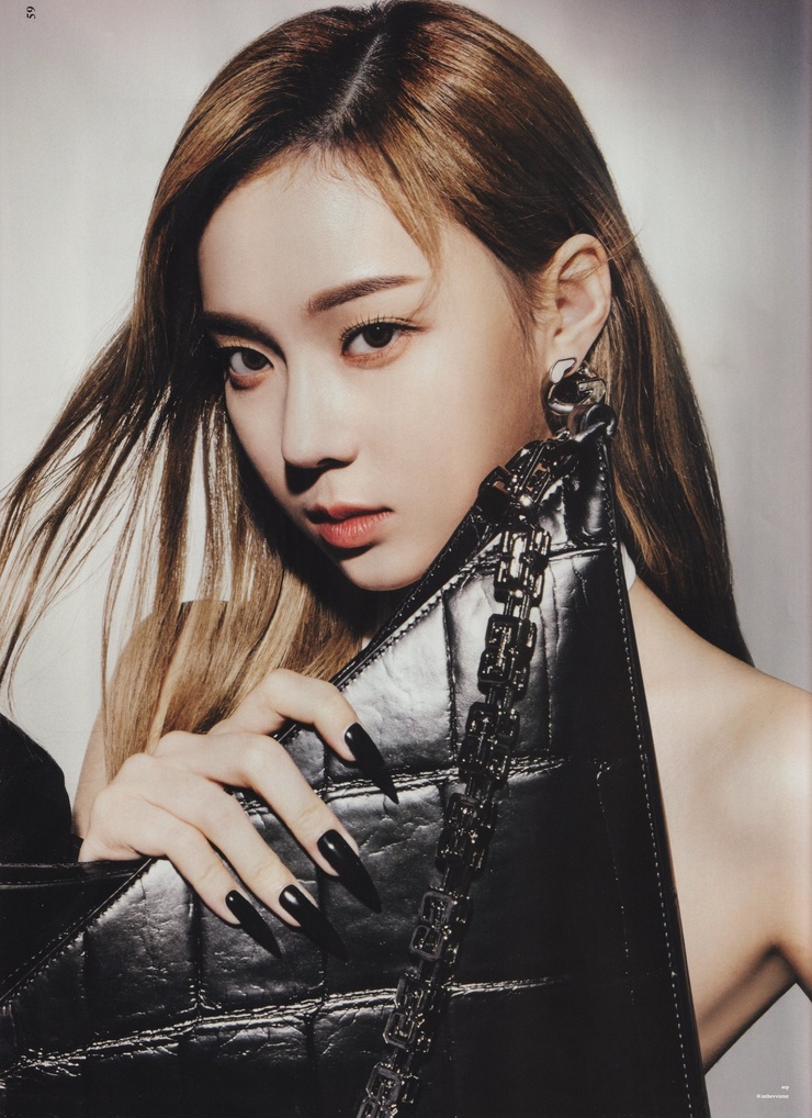 Min-Jeong Kim