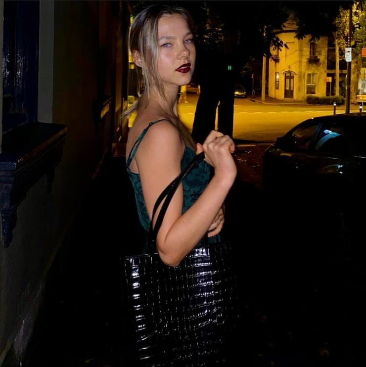 Phoebe Combes