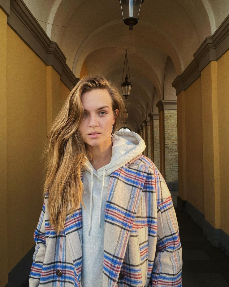 Josephine Skriver Josephine Skriver