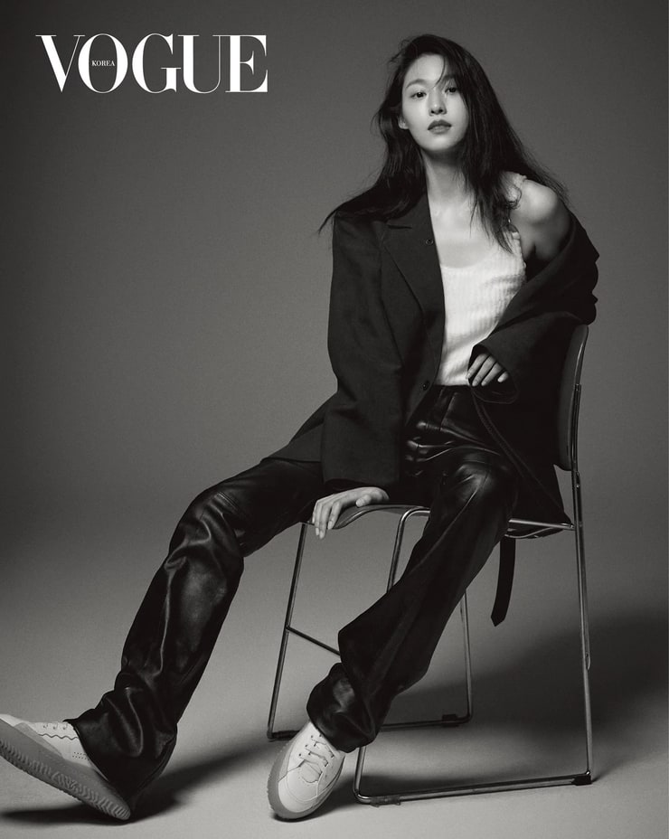 Seol-Hyun Kim Seol-Hyun Kim