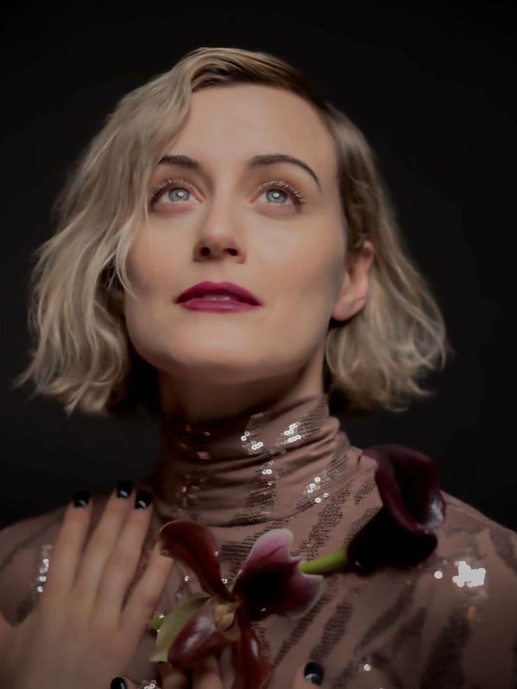 Taylor Schilling