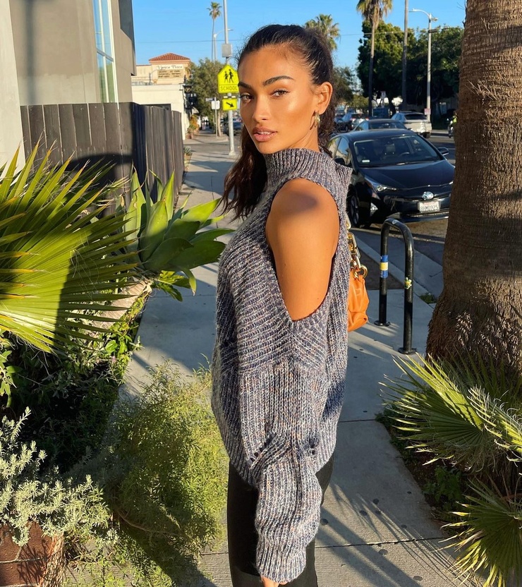 Kelly Gale