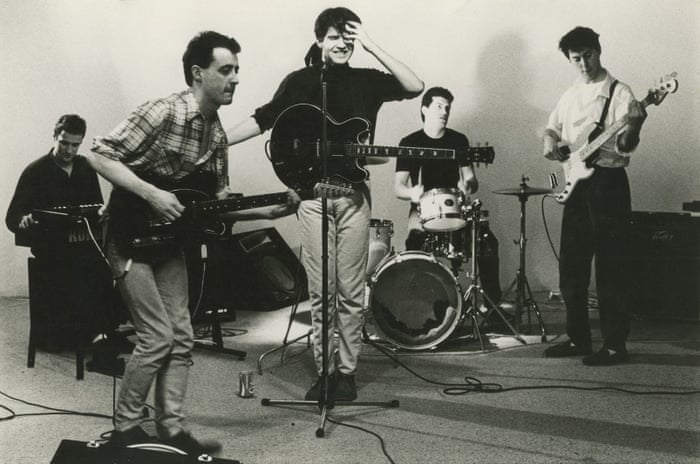 Lloyd Cole and the Commotions