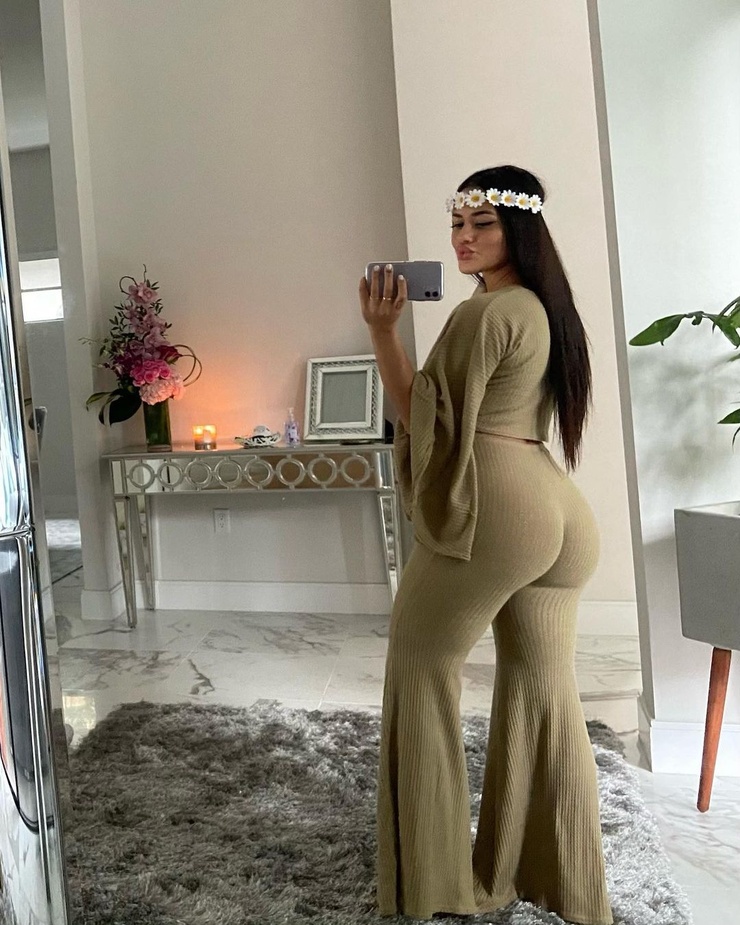 Katya Elise Henry