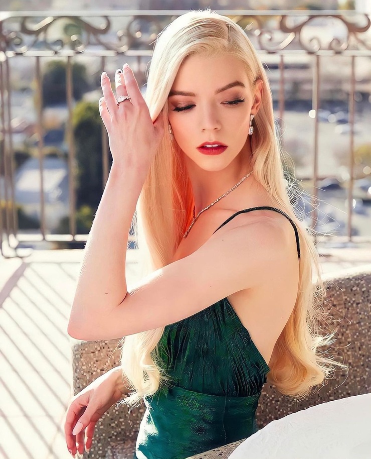 Anya Taylor-Joy Anya Taylor-Joy