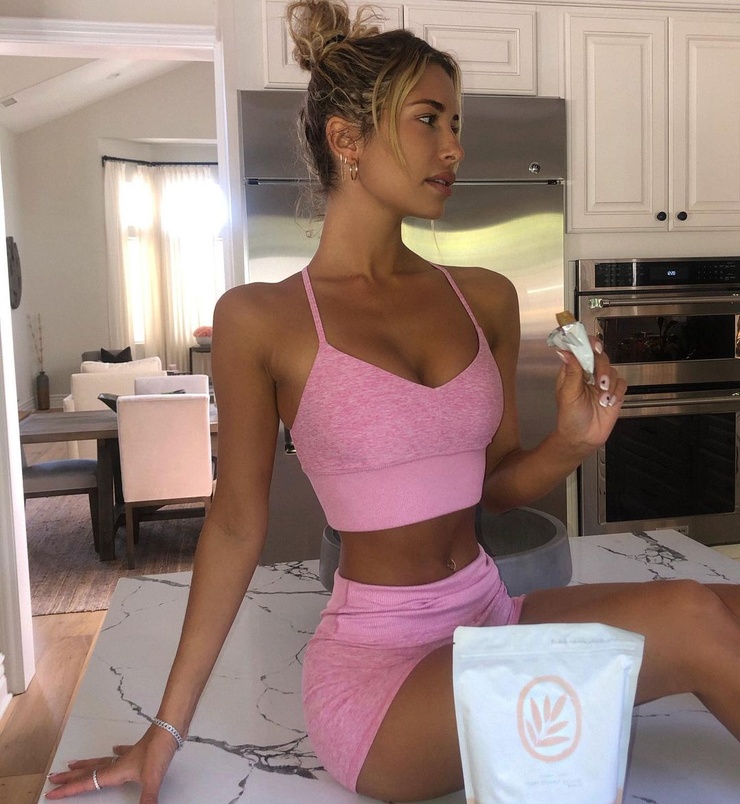Sierra Skye (I)
