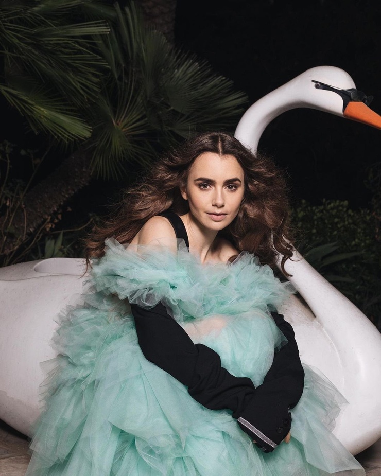 Lily Collins Lily Collins