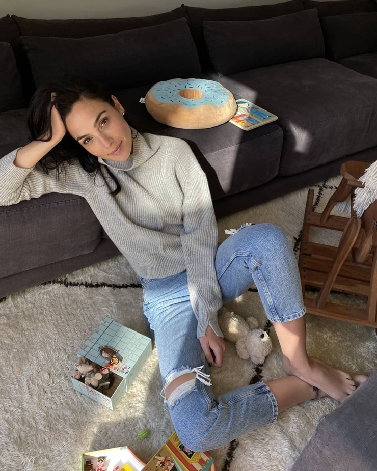 Gal Gadot Gal Gadot