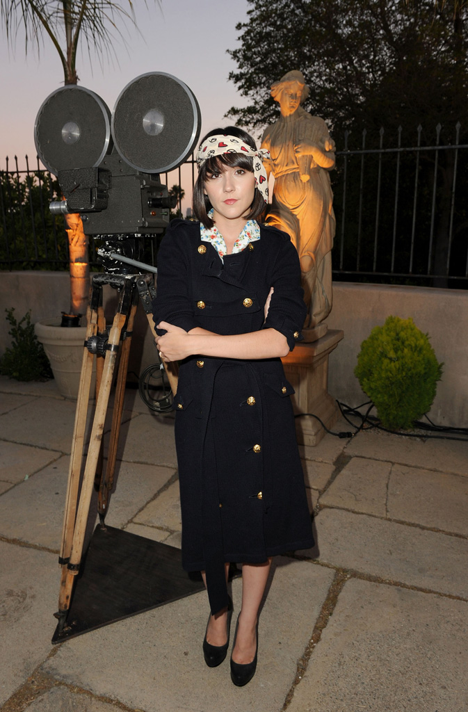 Shannon Woodward