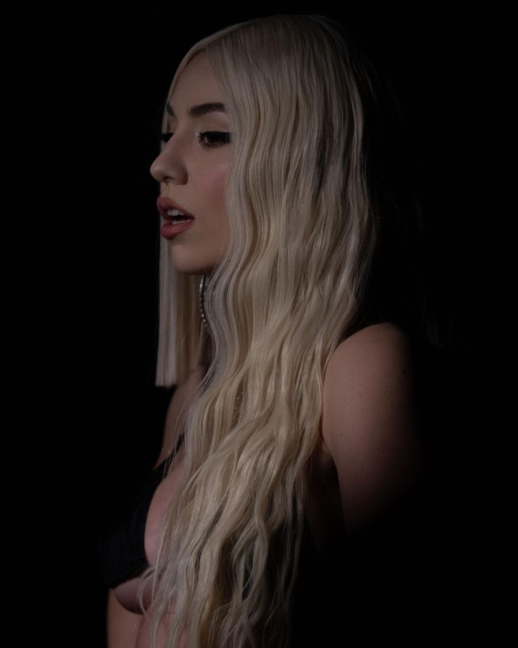 Ava Max