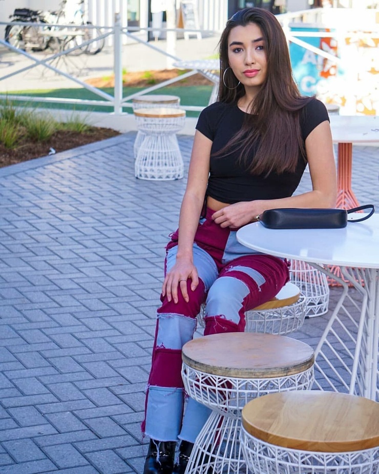 Kelsey Leon
