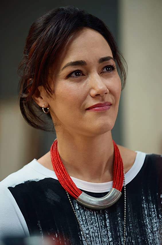 Sandrine Holt