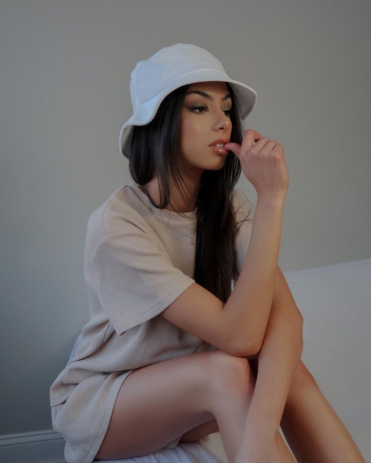 Loren Izabel Loren Izabel