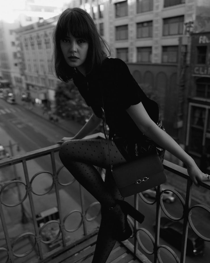 Courtney Eaton Courtney Eaton