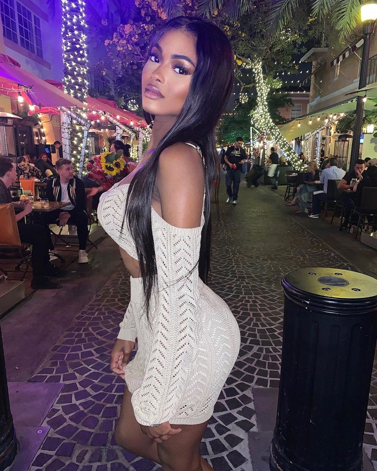 Savanna Tomlinson