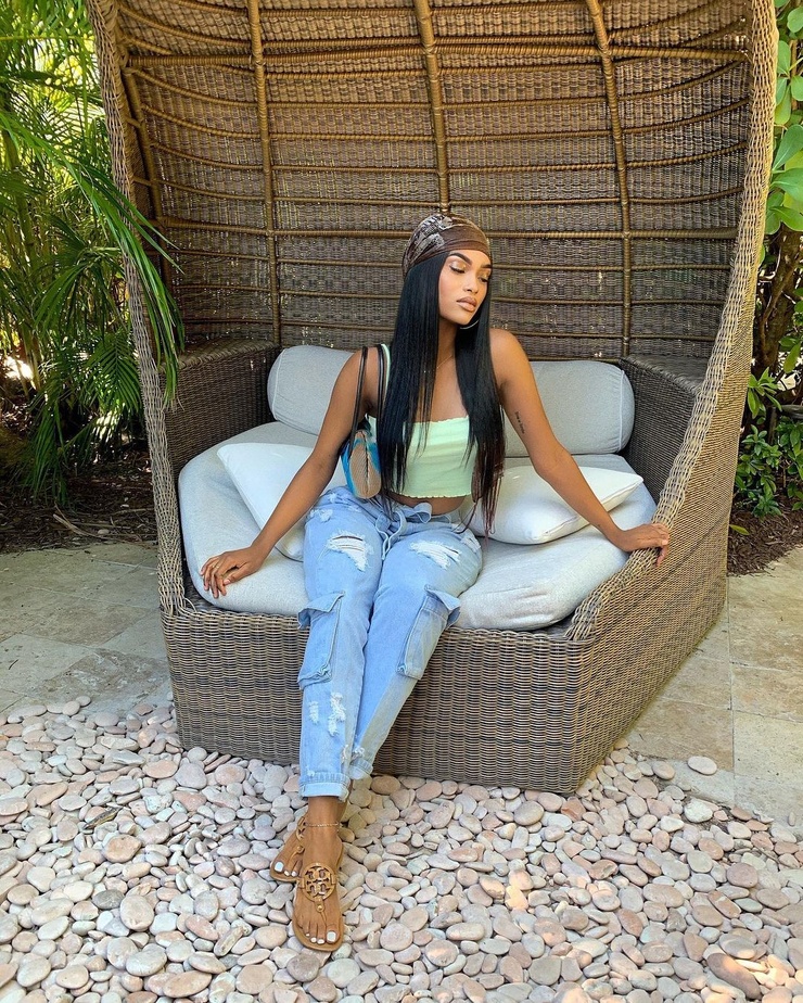Savanna Tomlinson