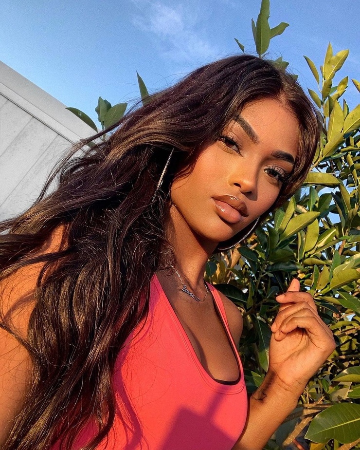 Savanna Tomlinson