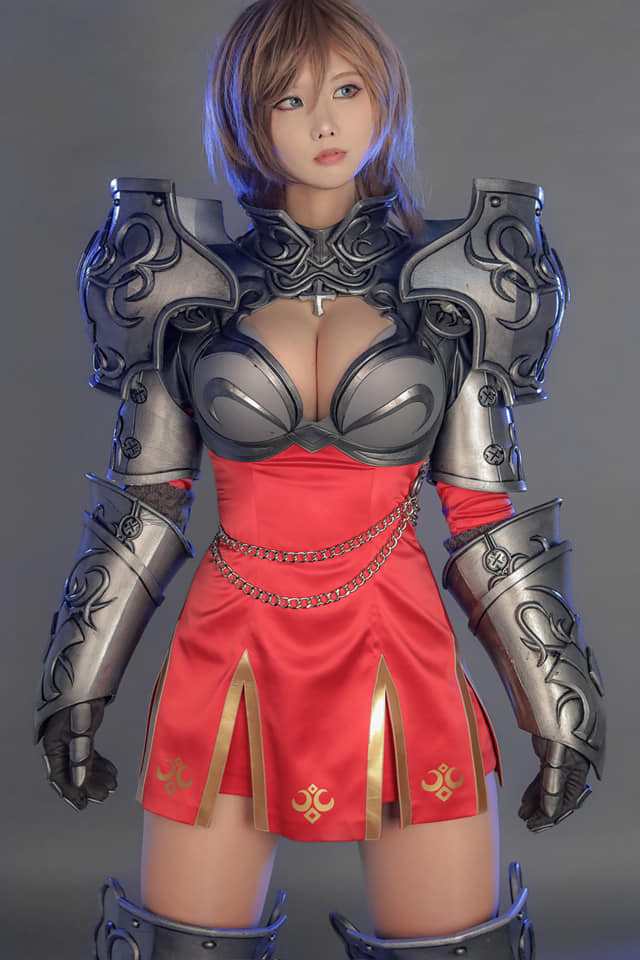 Tasha Spiral Cats