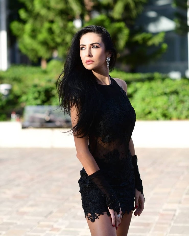 Moria Aharonov