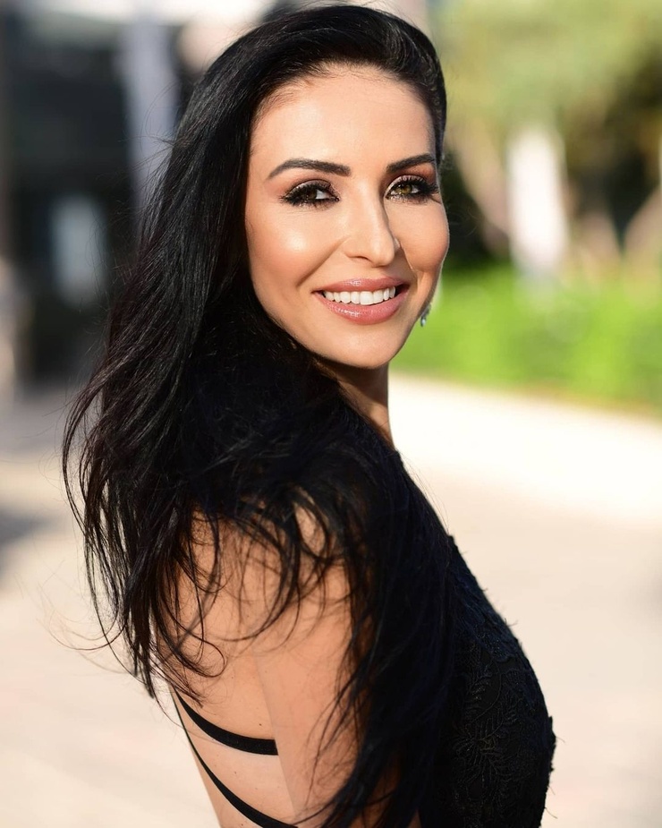 Moria Aharonov