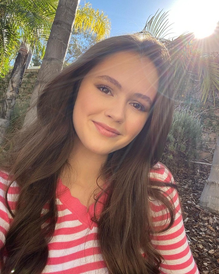 Olivia Sanabia Olivia Sanabia