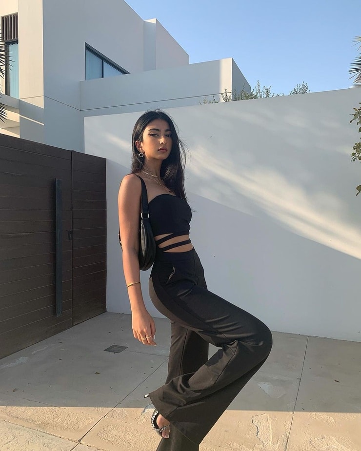 Iffat Marashi