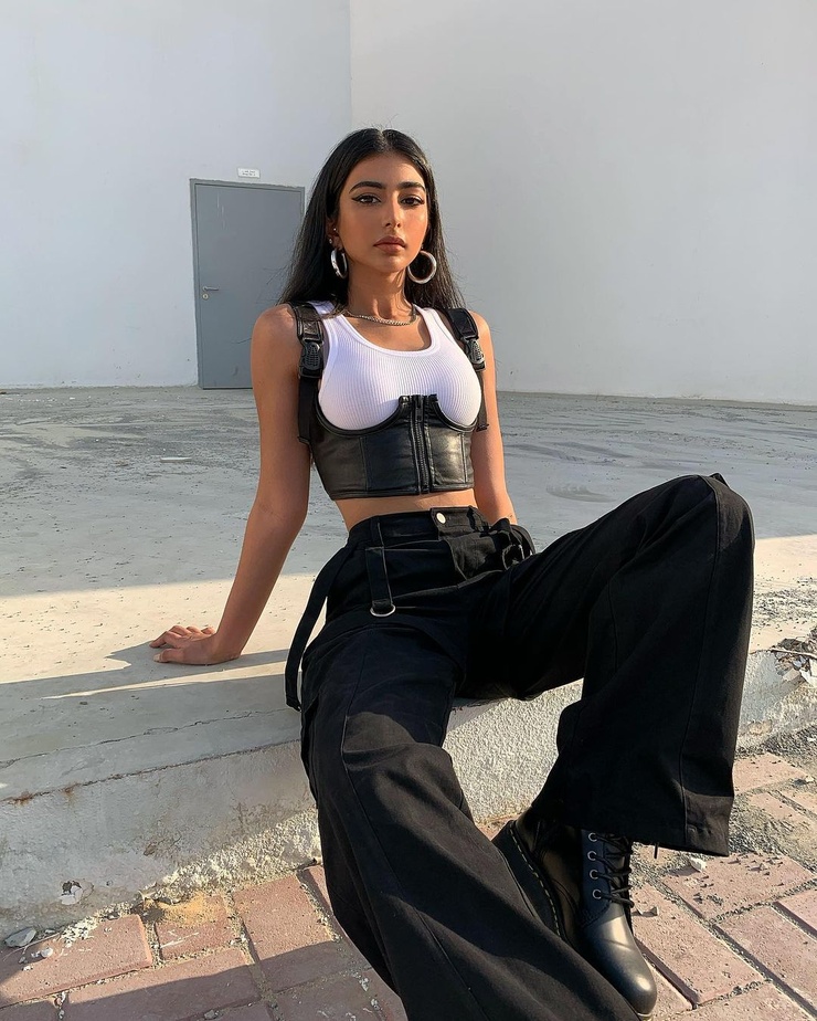 Iffat Marashi