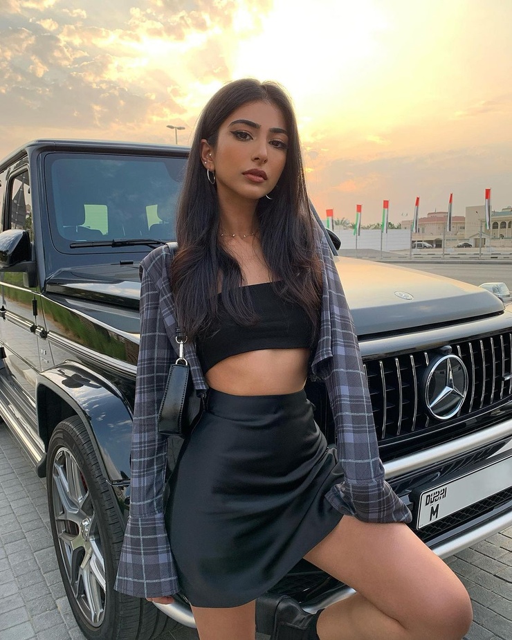 Iffat Marashi