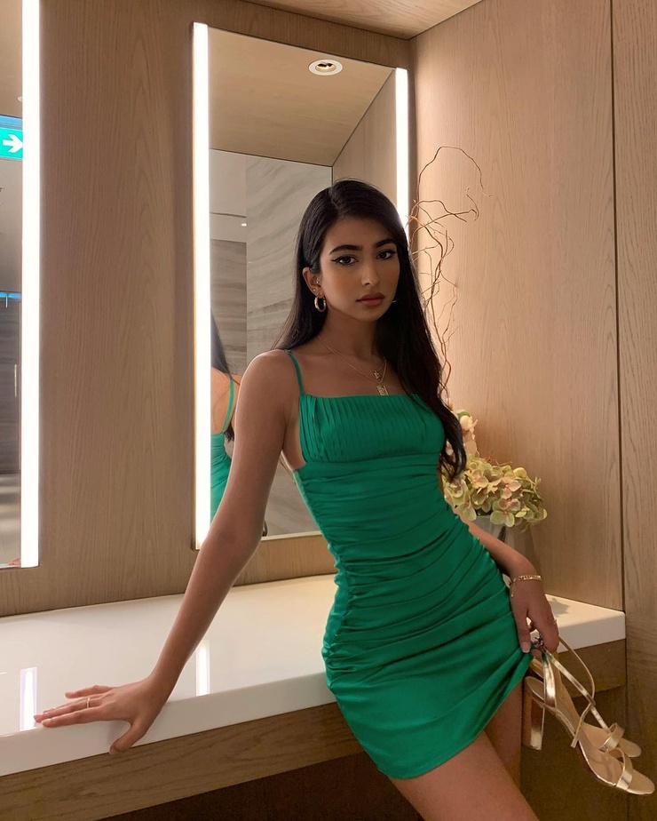 Iffat Marashi
