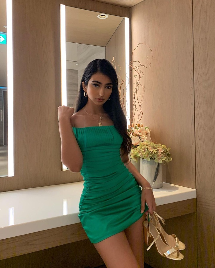 Iffat Marashi