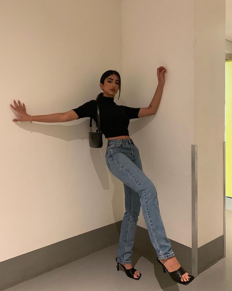 Iffat Marashi