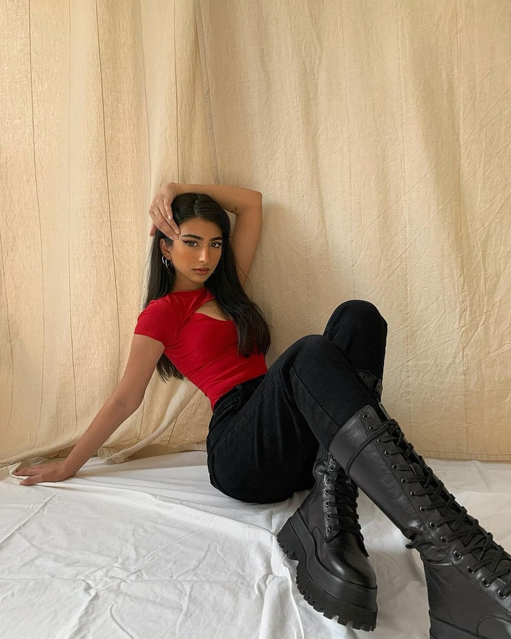 Iffat Marashi