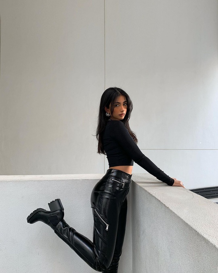 Iffat Marashi