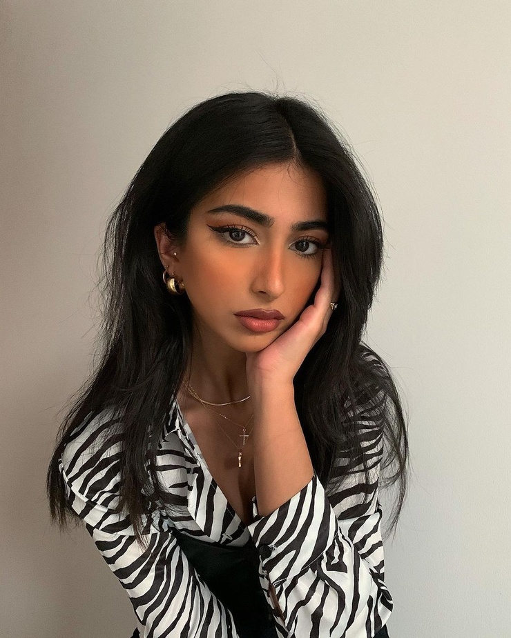 Iffat Marashi