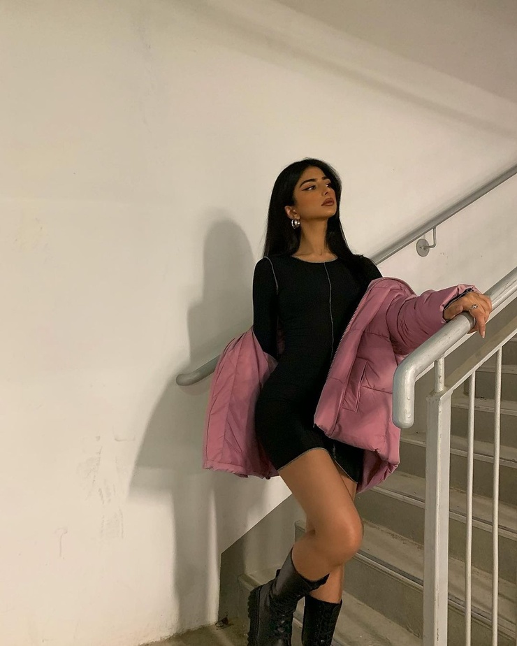 Iffat Marashi