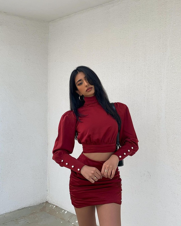 Iffat Marashi
