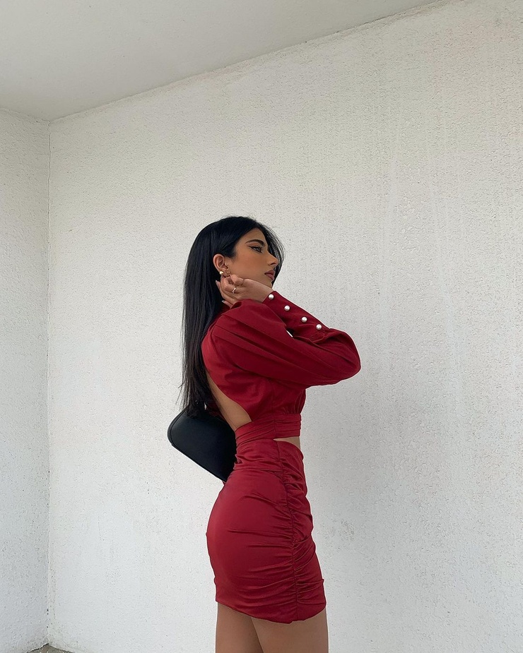Iffat Marashi