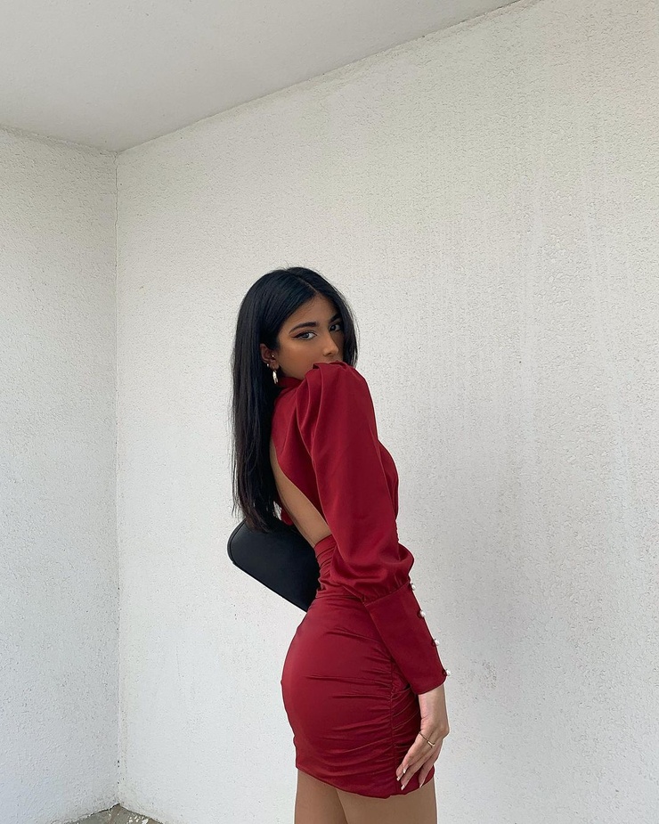 Iffat Marashi