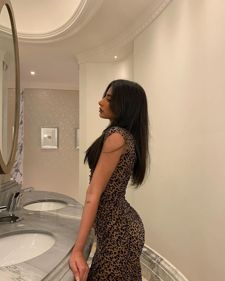 Iffat Marashi