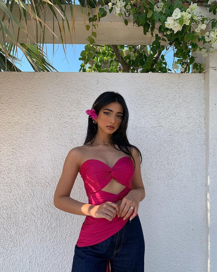 Iffat Marashi