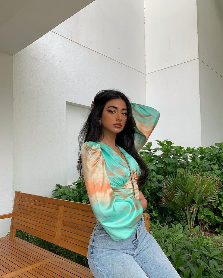 Iffat Marashi