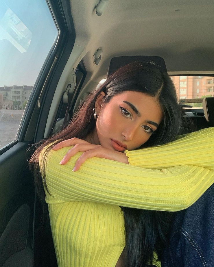 Iffat Marashi