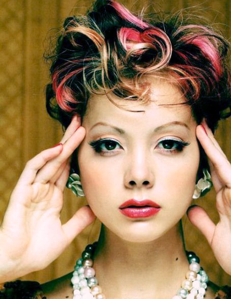 Anna Tsuchiya