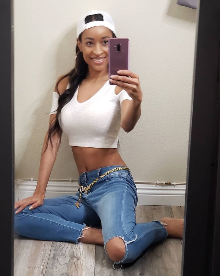 Lonnie Alex