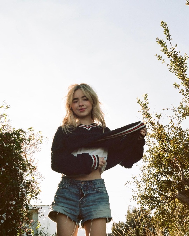 Sabrina Carpenter Sabrina Carpenter